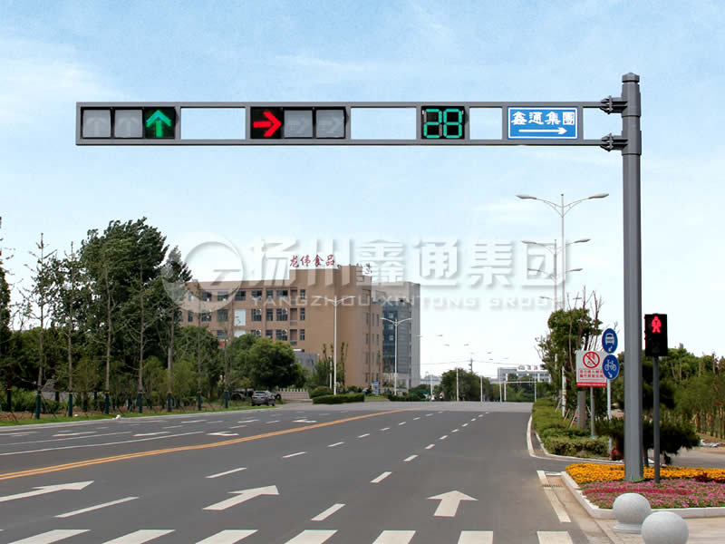 XHDG-001，八棱立桿框架信號(hào)燈桿