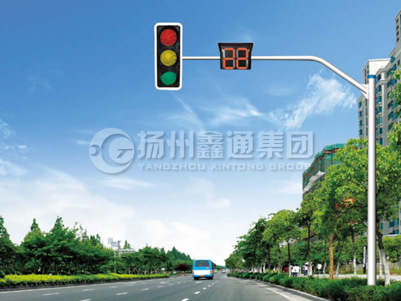XHDG-010，彎臂信號燈桿，臨沂信號燈桿